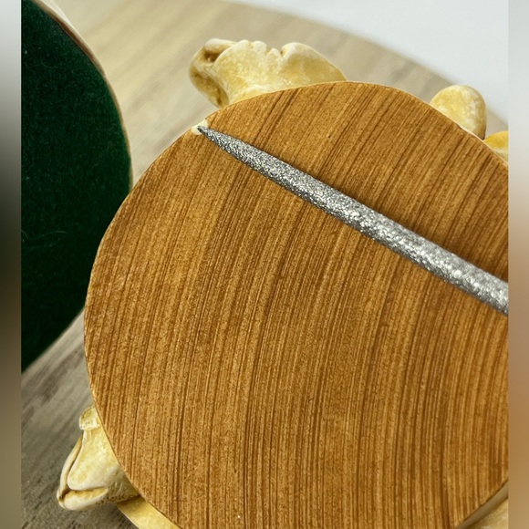 Trinket Box Harmony Kingdom "Mad Dogs & Englishmen" Antiquark 94 UK W/out Box - Picture 10 of 13